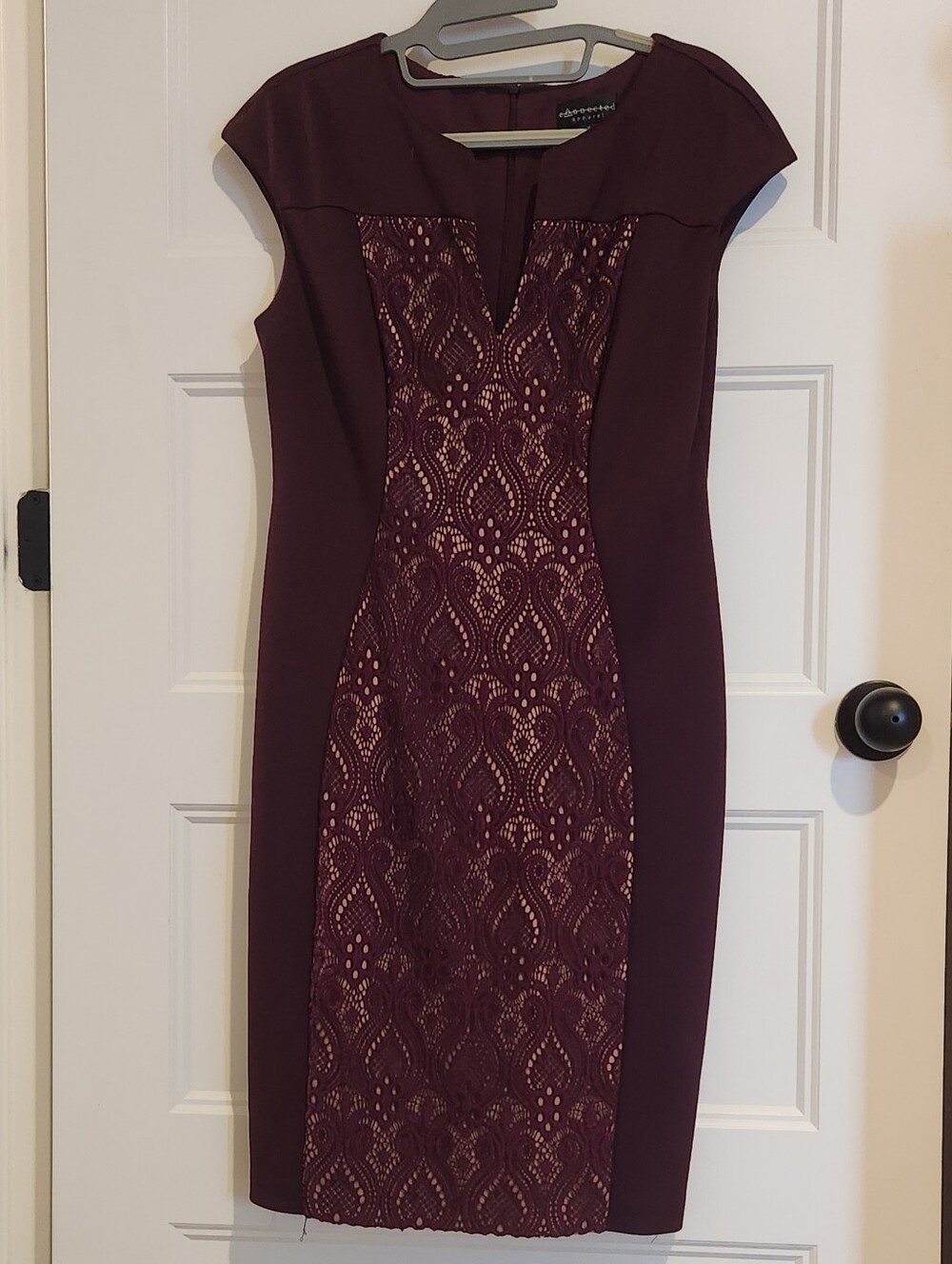 Connected Apparel Burgundy Bodycon Lace Dress Size 8